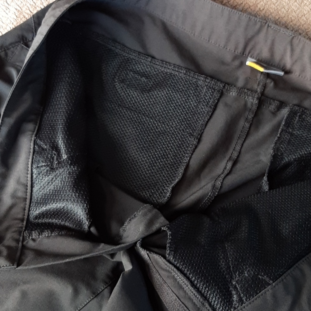 Capri pants - Picture 8 of 9